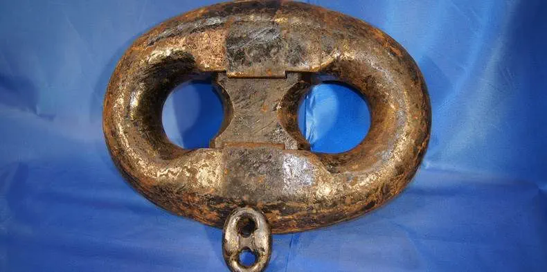 Kenter タイプ船舶用シャックル - Damen Anchor & Chain Factory