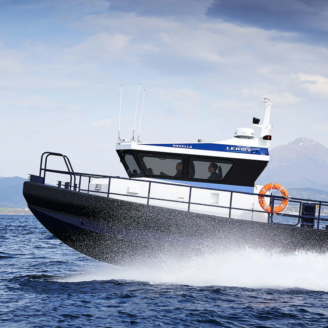 船、船舶、ボート IBI NEWS｜スカウト（Scout Boats）が世界最大の船外機ボート「670LXS