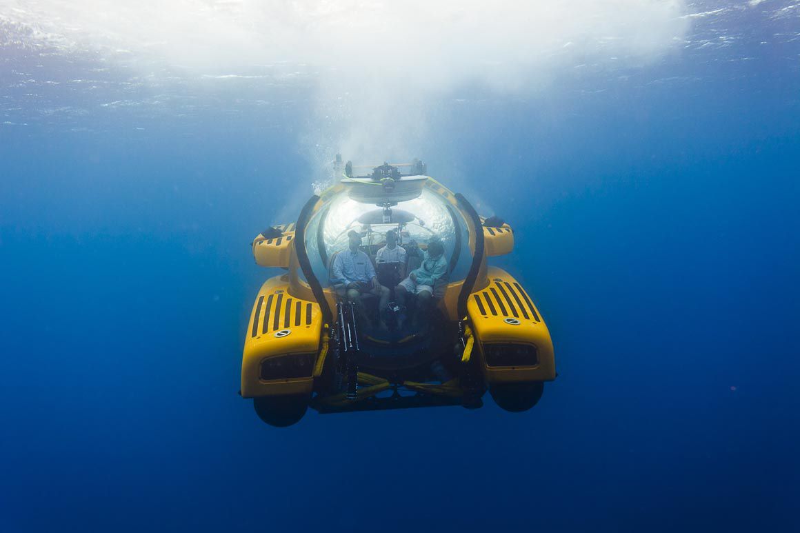 プライべート用潜水艦 - 3300/3 MKII - Triton Submarines