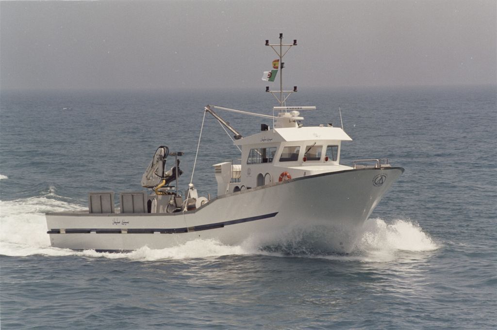マグロ引網漁船業務用ボート - 3000 - 2500 S - ARESA SHIPYARD - 船内