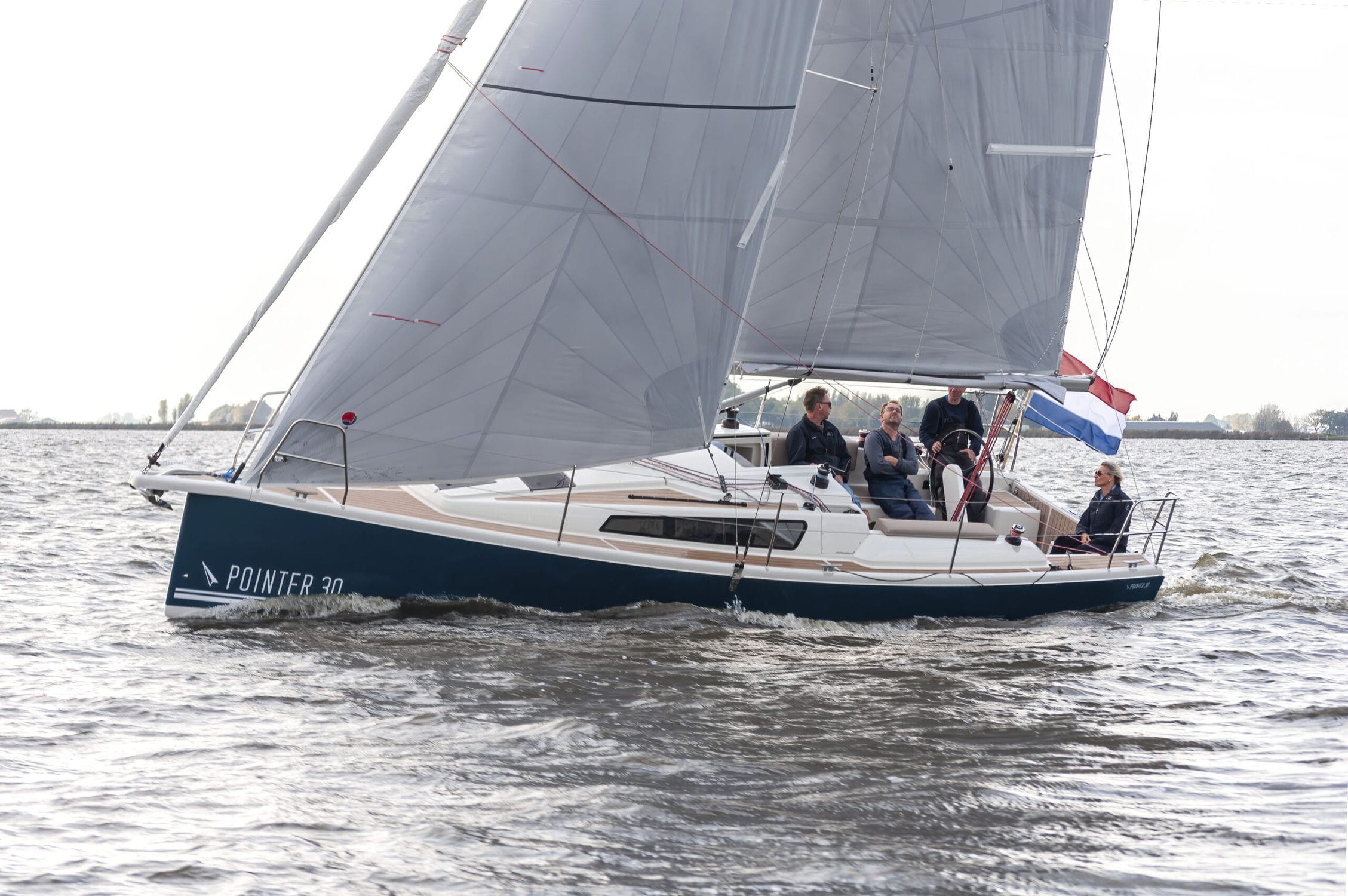 セーリングヨット　30fクラス　メインセイル クルージングヨット - 30 - Pointer Yachts - キャビン2室 / ベッド4台