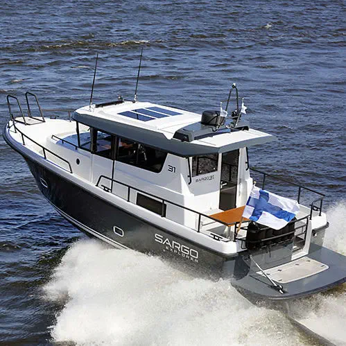 船内機エクスプレスクルーザー - 31 Aft Door - SARGO BOATS / Sarins