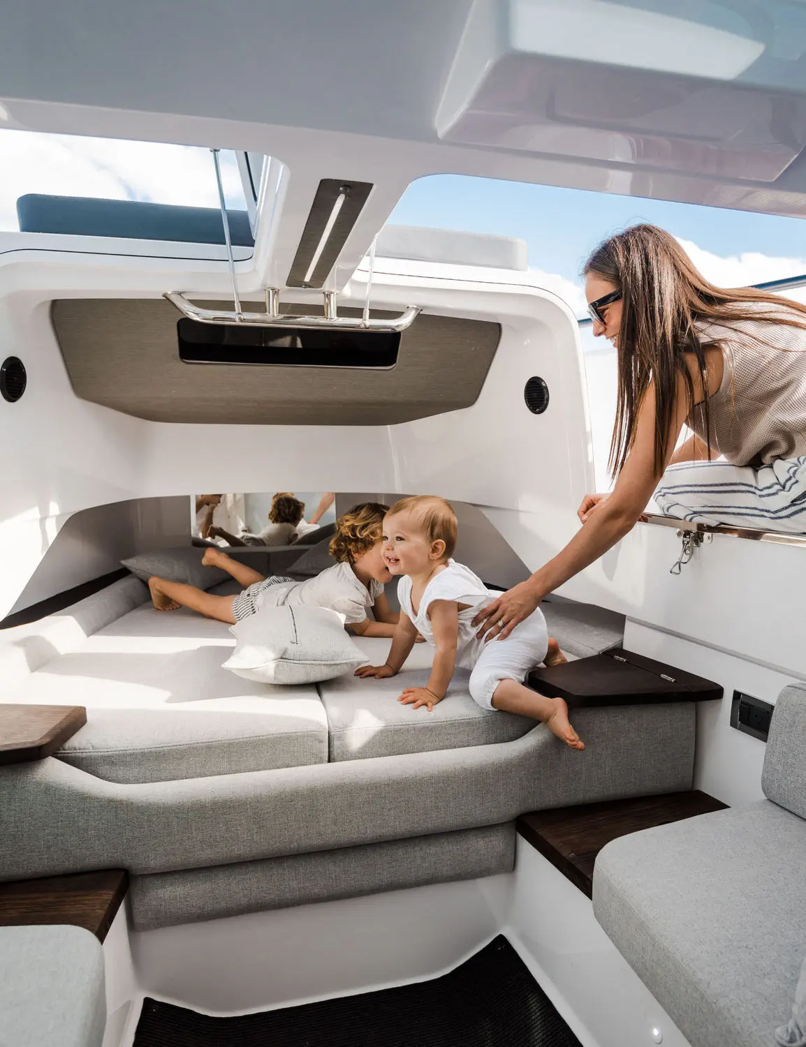 某ショップオーダーボード6.3 船外機センターコンソールボ－ト - 37 Sun-Top - Axopar Boats