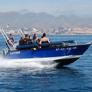 潜水サポート船業務用ボート