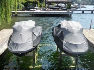 ジェットスキー用エレベーター 1