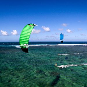 ワーク受台カイトボード翼 - CHRONO V2 ULTRALIGHT - Ozone