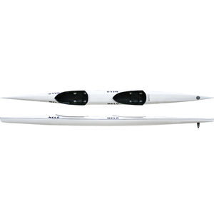 長距離競走用カヤック 1