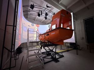 救助船用シミュレータ 1