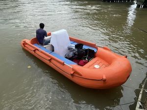 救助船業務用ボート