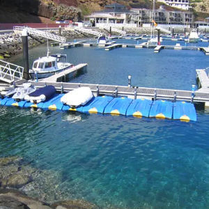 浮きプラットフォーム