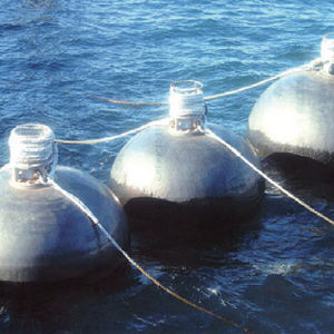 港湾用防舷物