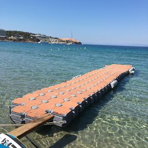 モジュール式浮き桟橋モジュール