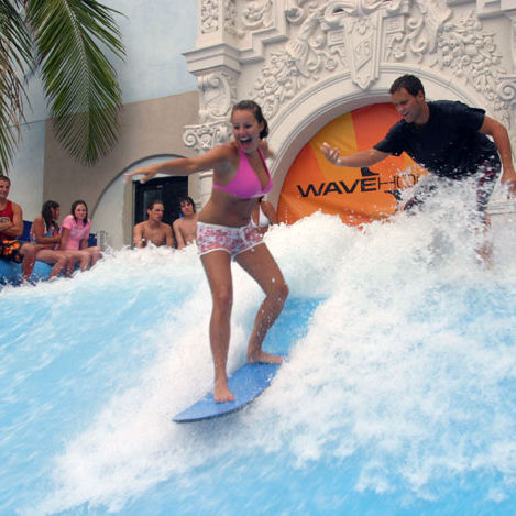 波のプール - FlowRider® Wave-in-a-Box Double - Wave Loch