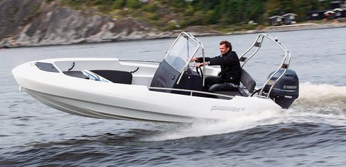 船外機センターコンソールボ－ト - 17 FLEXI - Pioner Boats Norway - スポーツフィッシング / 6人 / 日光浴