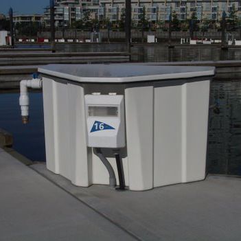 ドック収納ケース - Quayside - International Marine Floatation Systems, Inc. (IMFS)