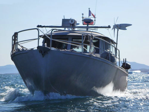 ディーゼルトロール船 - ECOTROLL 39 - META YACHTS - ディーゼルエンジン式 / ハイブリッド型 / フライブリッジ