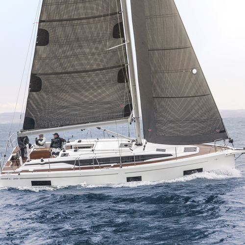 クルージングヨット - C38 - BAVARIA YACHT - キャビン3室 / キャビン2室 / ベッド4台