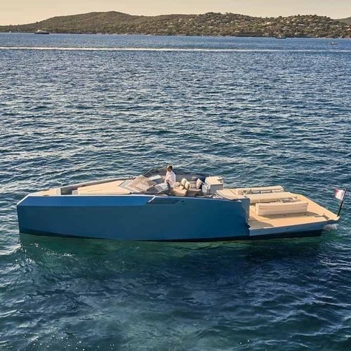 船内機エクスプレスクルーザー - 42 S - Alium Yachts - ツインエンジン / 滑走船体 / オープン