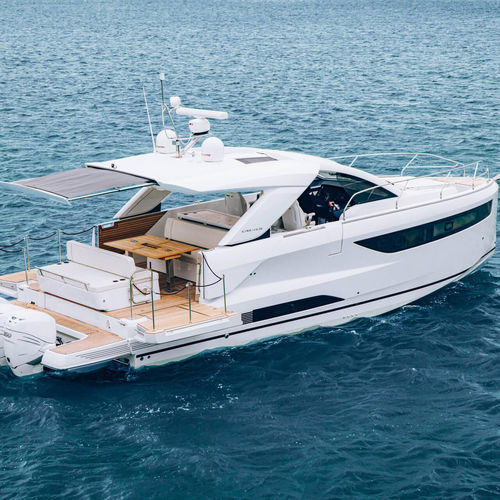 船外機エクスプレスクルーザー - DB/43 OB - Jeanneau - Motorboats