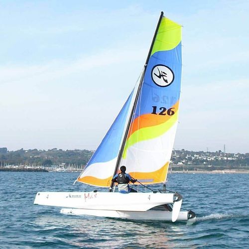 レガッタカタマランヨット - MAX - Hobie Cat USA - ２人乗り / シングルトラピーズ / ガラス繊維