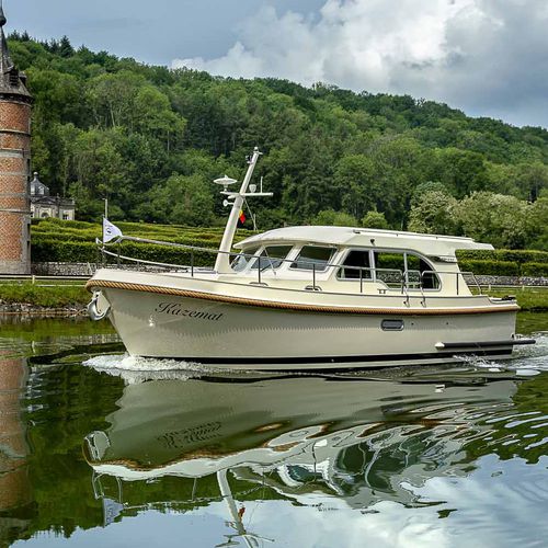 船内機エクスプレスクルーザー - Grand Sturdy 30.0 Sedan - Linssen Yachts B.V. - ディーゼル / ハードトップ / 河川