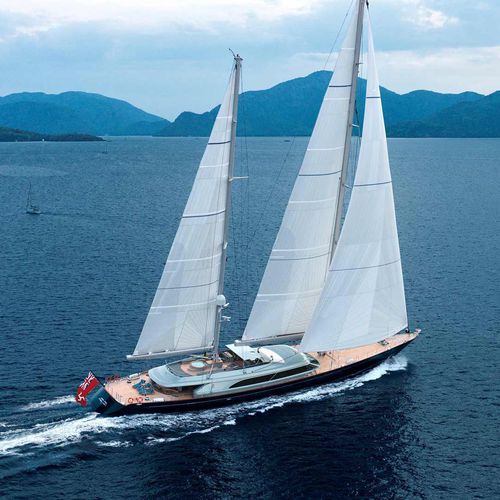 クルージングセーリングスーパーヨット - MELEK - Perini Navi - キャビン5室 / デッキサロン付き / アルミニウム