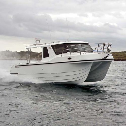 カタマランエクスプレスクルーザー - 9000 Kingfisher Express - LeisureCat - 船内機 / ディーゼル / ツインエンジン