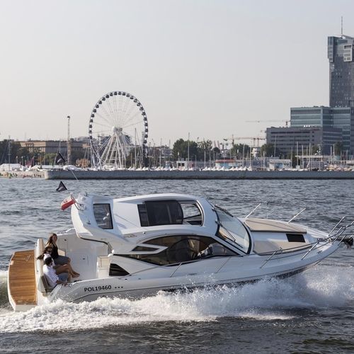 船内機エクスプレスクルーザー - 310 HTC - Galeon - ディーゼルエンジン式 / ツインエンジン / ハードトップ