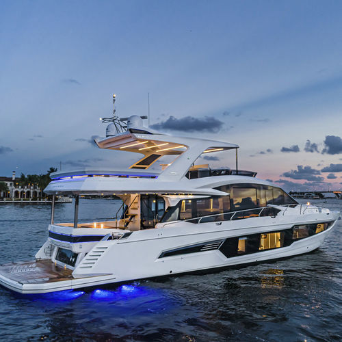 クルージングモーターヨット - 680 FLY - Galeon - クラシック / フライブリッジ / キャビン4室