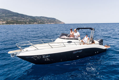 船外機散策 - 26 - Cantiere Nautico Marinello - センターコンソール / 10人 / キャビン付き