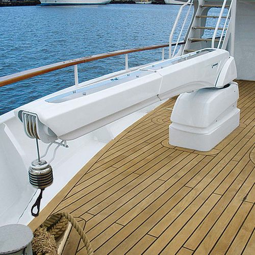 ヨット用ダビット - G 432 - Besenzoni SpA - 油圧式 / 回転式 / 伸縮式