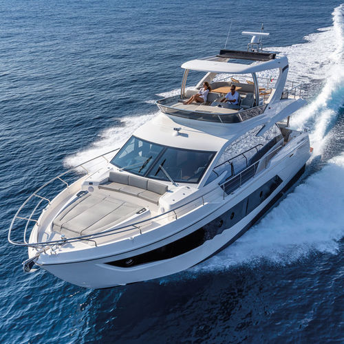 クルージングモーターヨット - 62 FLY - Absolute Yachts - フライブリッジ / IPS POD / キャビン4室