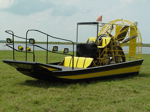 プライべート用エアボート - DIAMONDBACK - Diamond Back Airboats