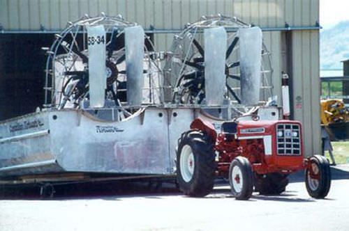 プライべート用エアボート - WORKBOATS - Canadian Airboats