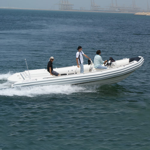 救助船業務用ボート - 7.2 M - ASIS BOATS - 船内機 / ガラス繊維 / リジッド
