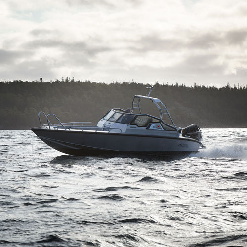 船外機ランナバウトボート - 750 SPD - Anytec Sweden AB - デュアルコンソール / オープン / 伝統的