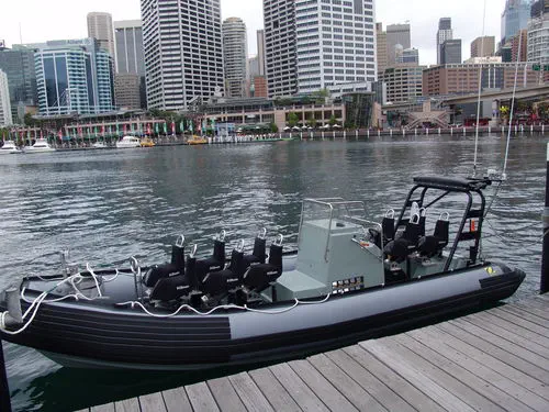 船内機業務用ボート - ZH 749 IO - Zodiac Milpro International - 複合艇