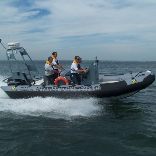 監視船業務用ボート - SRR 650 - Zodiac Milpro International - 船外機 / 複合艇