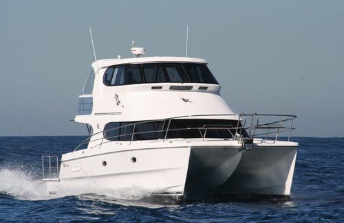 カタマランエクスプレスクルーザー - V1250 Conquest - Voyager Catamarans - 船内機 / 室内フライブリッジ / スポーツフィッシング
