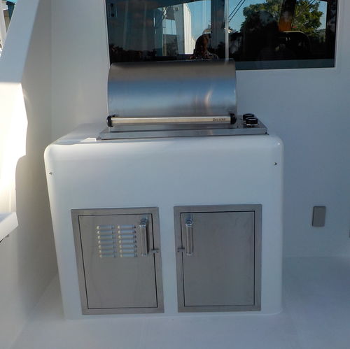 ボート用電気グリッド - Beachcomber Fiberglass Technology