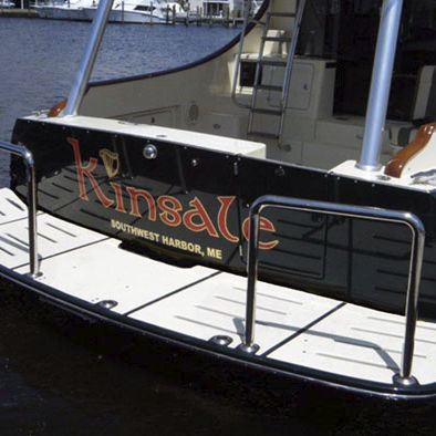 水泳プラットフォーム - Hinkley 55′ - Beachcomber Fiberglass Technology - 固定型 / ボート用 / 後板用