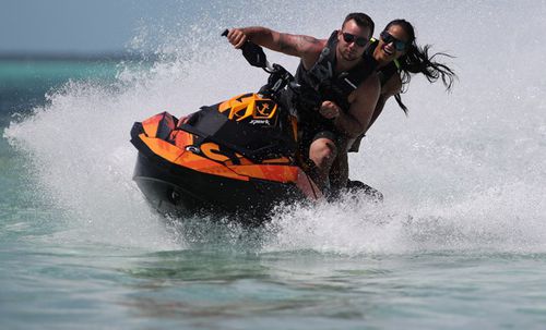 決まりました。ありがとうございます。ジェット　二人乗り　格安にて　38→35 座って操縦ジェットスキー - SPARK - Sea-doo - 2人乗り / 3人乗り