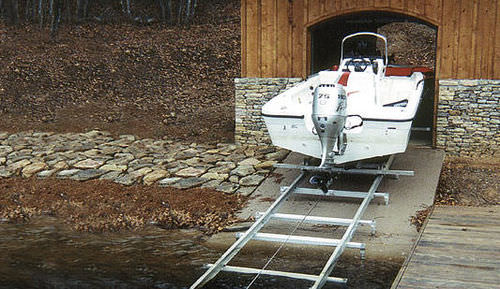 ボートリフト - Roll-A-Rail - Hewitt Boats Lifts and Docks - レール システム