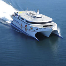 カタマランカーフェリー - Levante Jet - INCAT - 高速