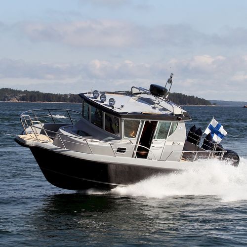 監視船業務用ボート - 26 - Linex-Boat Oy - 船内機