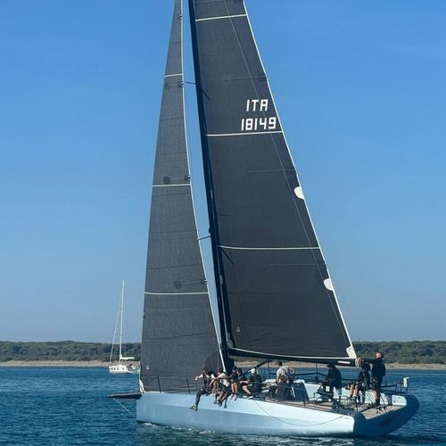レース用ヨット - 40 XSM - ERYD YACHTS - キャビン付き / カーボン / バウスプリット付き