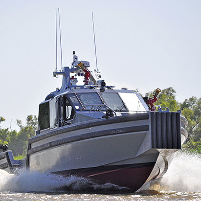 監視船業務用ボート - 55 DEFIANT - Metal Shark Aluminum Boats - 消防艇 / 水先船 / インボードウォータージェット