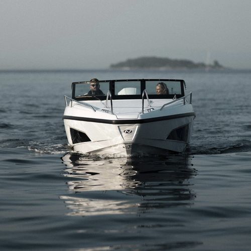 船外機キャビンクルーザ - NOBLESSE 660 - Nordkapp Boats - オープン / デュアルコンソール / 6人