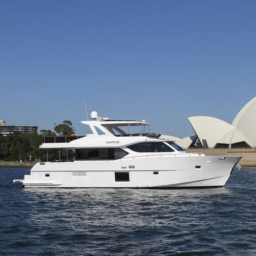 クルージングモーターヨット - Nomad 65 - Majesty Yachts - 探検用 / 遠征 / フライブリッジ