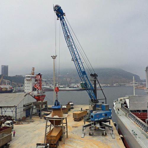 港湾クレーン - LHM Series - Liebherr-International Deutschland - 移動式 / ラッフィングジブ